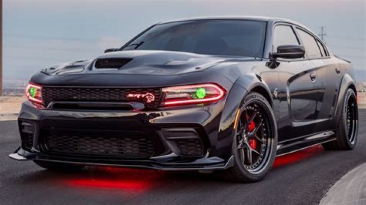 Can a Hellcat go 200 mph?