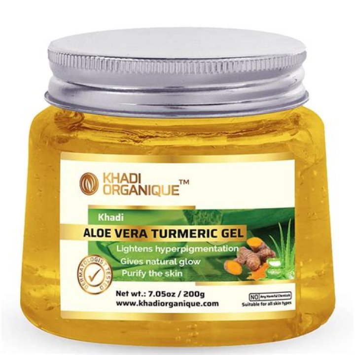 Can I mix aloe vera gel with turmeric?