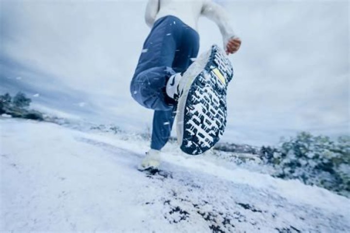 Can I wear Gore-Tex in snow?