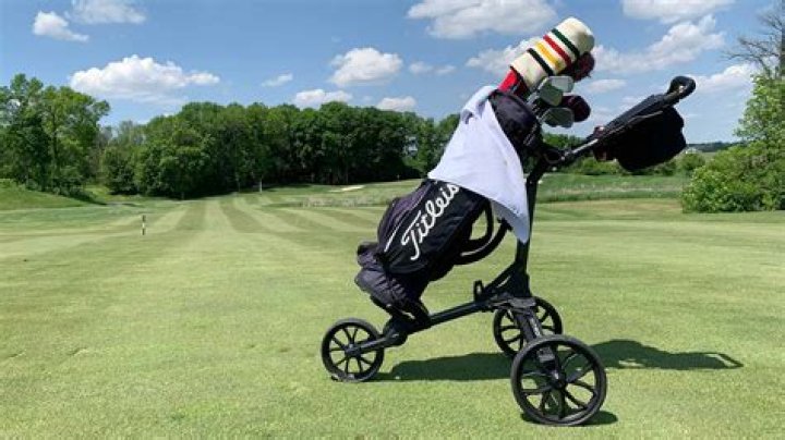Can you use a push cart on the PGA Tour?