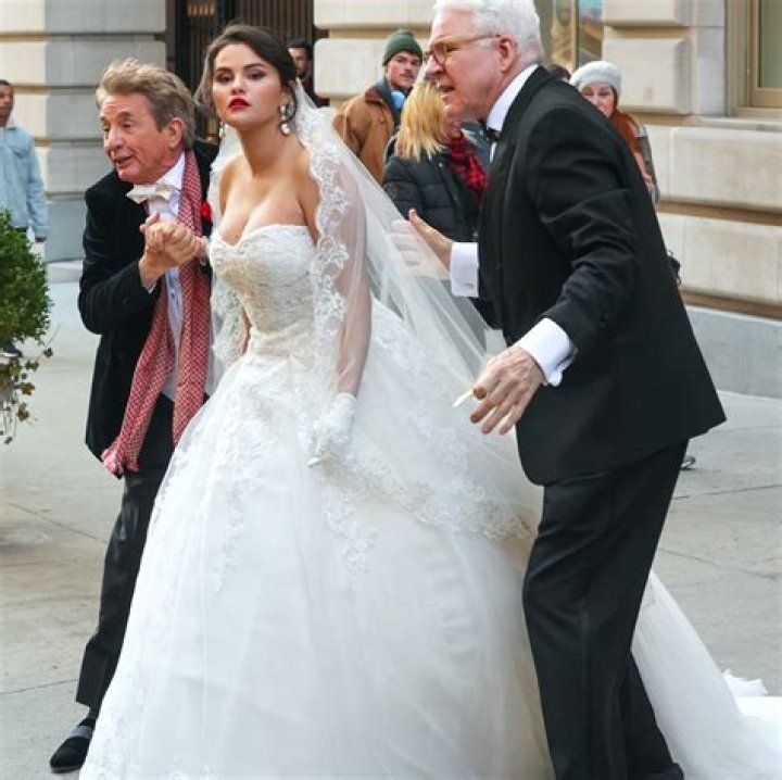 Did Selena attend Justin's wedding?