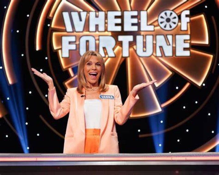 Does anyone win Secret Santa on Wheel of Fortune?