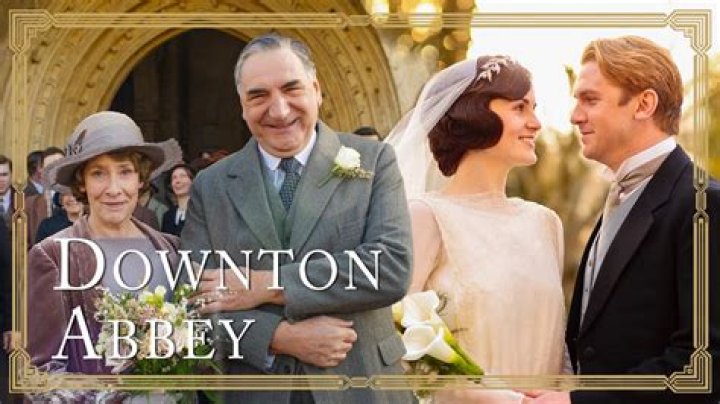 Does Daisy get married on Downton Abbey?