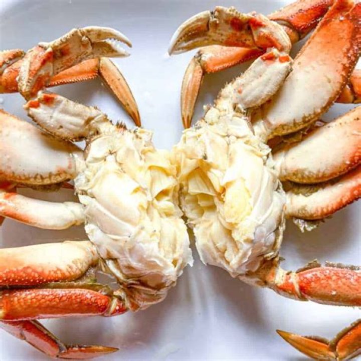 Does Dungeness have more meat than snow crab?
