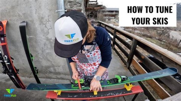 How do you know if your skis need waxing?
