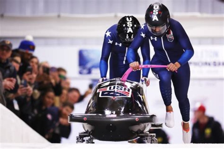 How heavy is a bobsleigh?