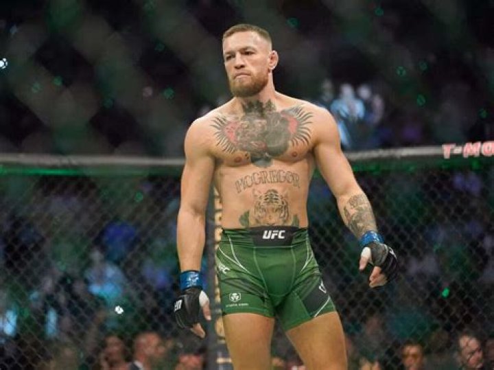 How many eggs does Conor McGregor eat?