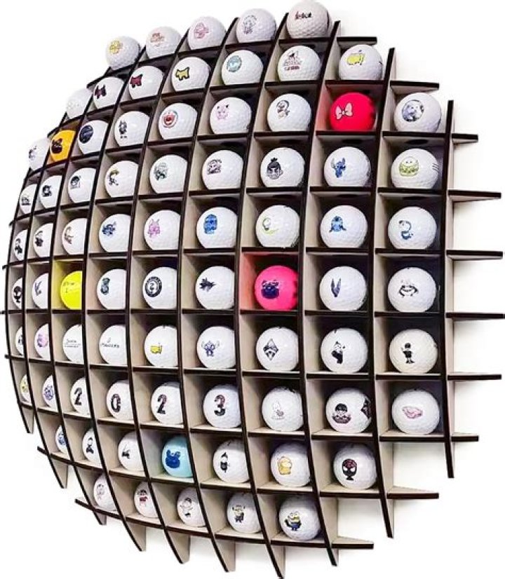 How many golf balls does a 747 have?