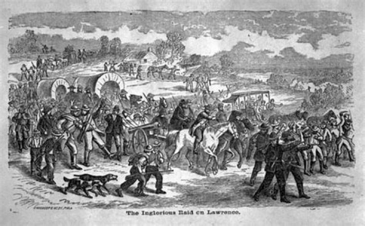 How many people died in the sacking of Lawrence?