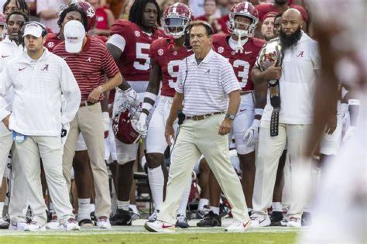 How many times has Alabama lost to TAMU?