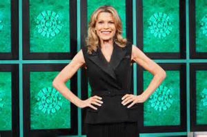 How much does Vanna White make on Wheel of Fortune?