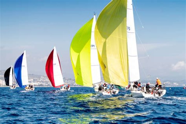 Is a regatta a boat?
