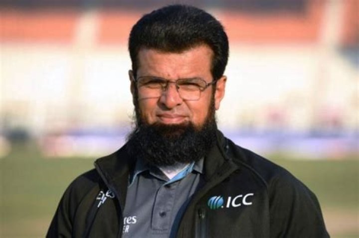 Is Aleem Dar retired?