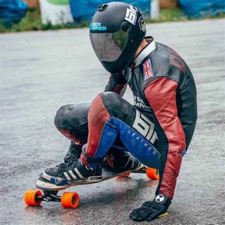 Is Downhill longboarding safe?