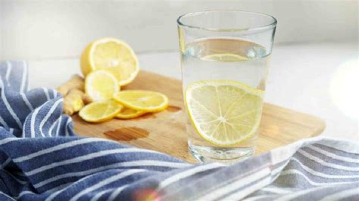 Is lemon water good for lymphatic system?