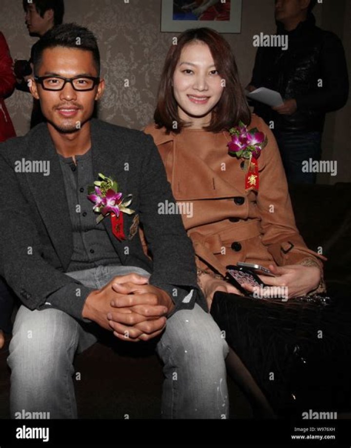 Is Lin Dan married?