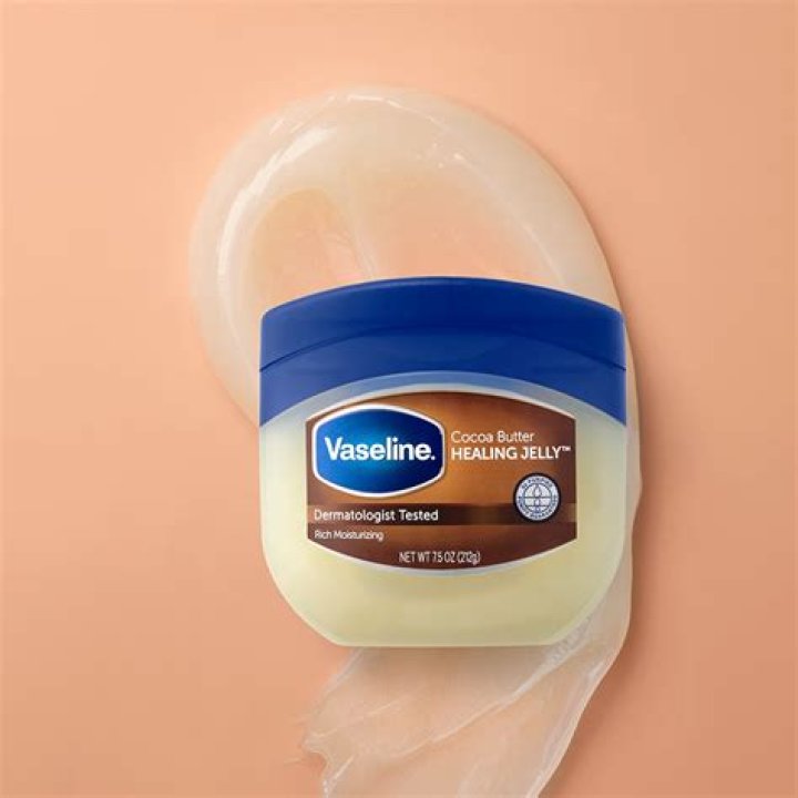 Is Vaseline good for wounds?