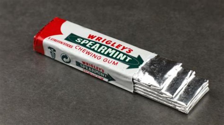 Was chewing gum popular in the 1950s?