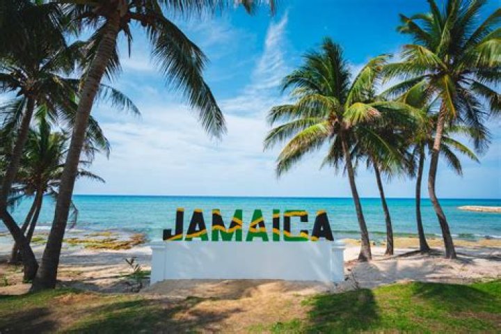 What attracts Jamaica people?