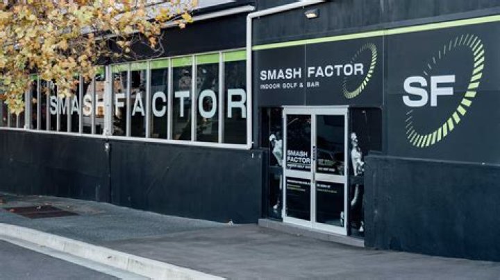 What causes low smash factor?