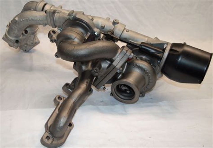 What causes turbo failure?