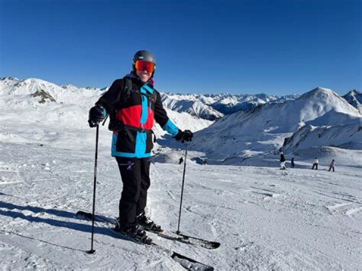 What does Gnar stand for skiing?