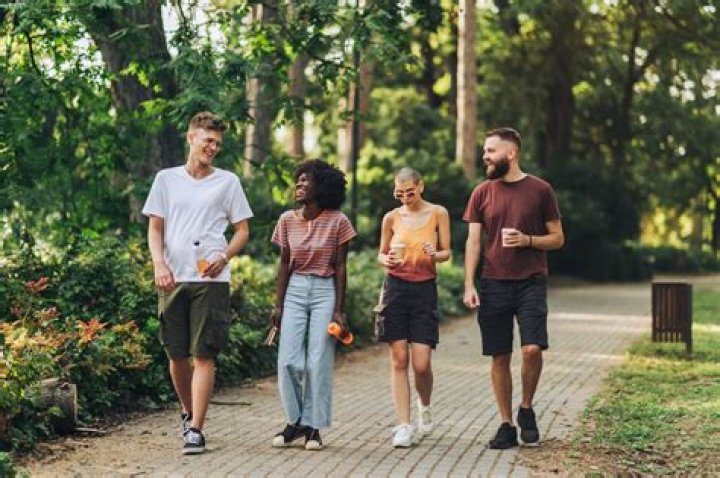 What happens to your body if you walk every day?
