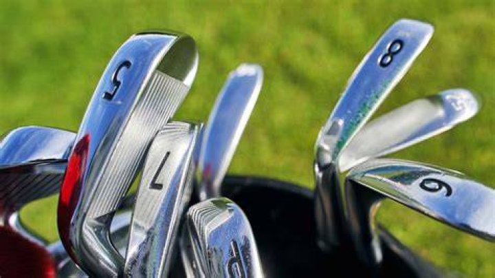 What is a jigger golf club used for?