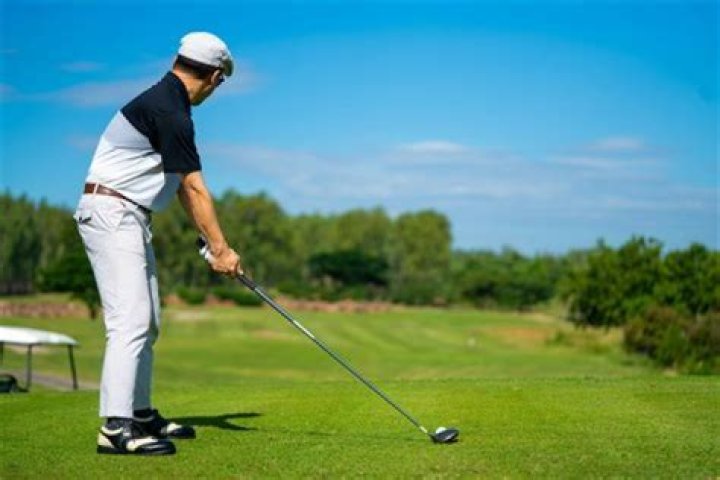 What is a wound golf ball?