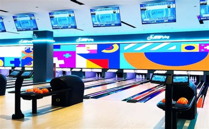 What is Cheetah bowling?