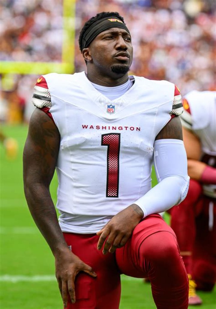 What is deebo Samuels contract?