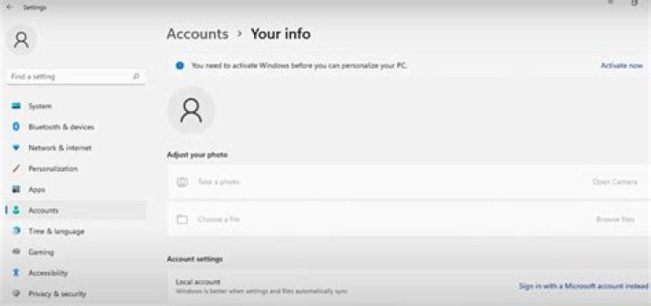 What is the difference between a Microsoft account and a Windows account?