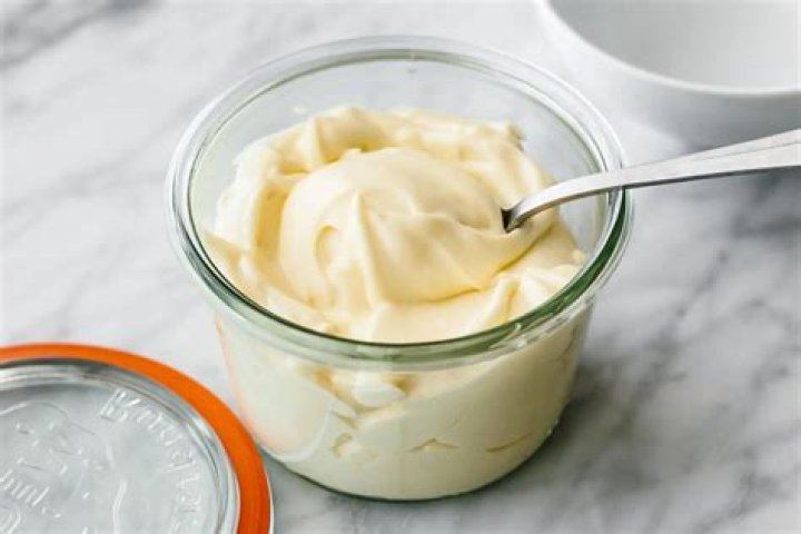 What is the effect of mayonnaise?