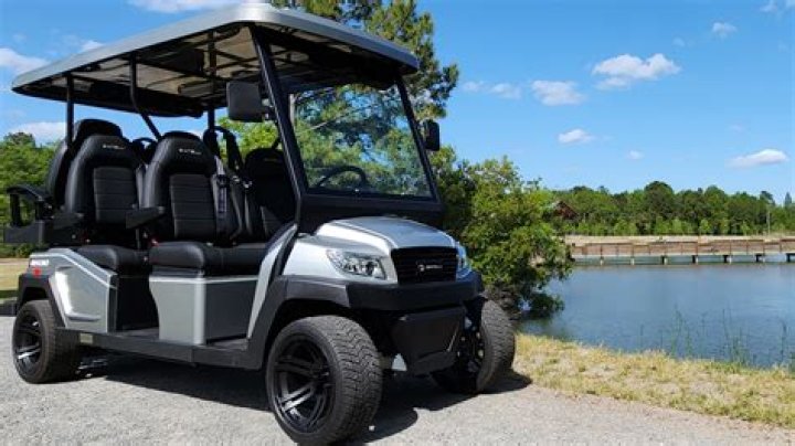 What kind of gas engines are in golf carts?