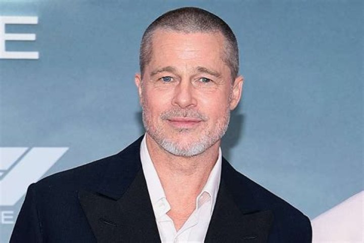 What NFL team does Brad Pitt like?