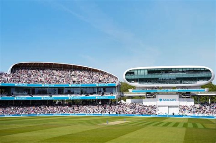 What's the biggest cricket ground in England?