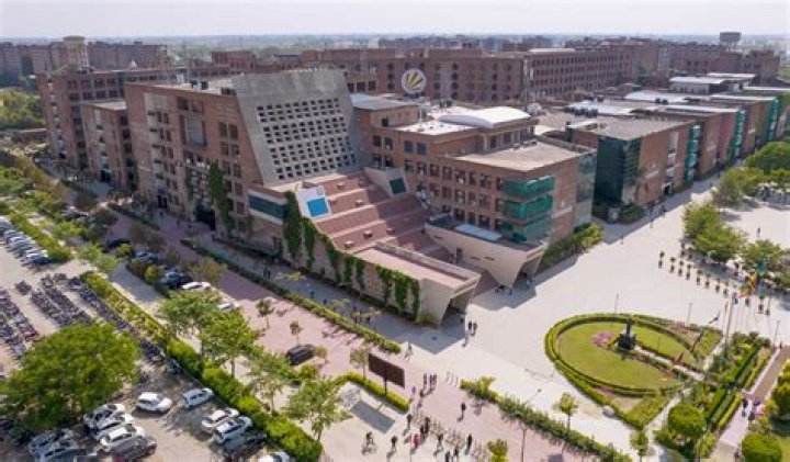 Which tier college is LPU?