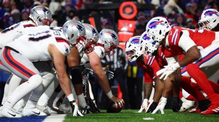 Who are the bills going to play in the playoffs?