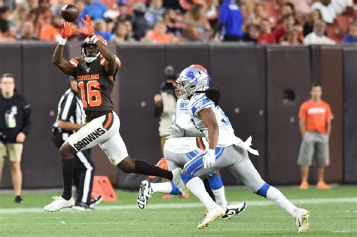 Who are the Cleveland Browns biggest rivals?