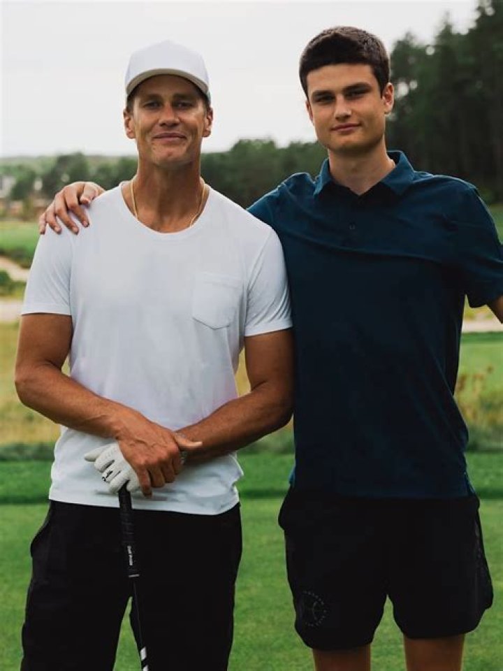 Who is Tom Brady's longest teammate?