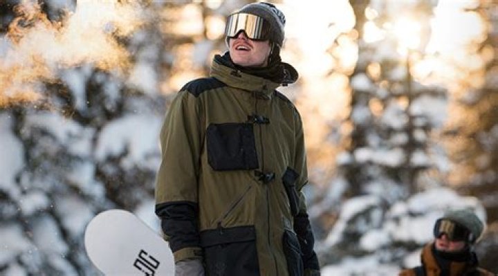 Why do snowboarders wear jerseys on one shoulder?